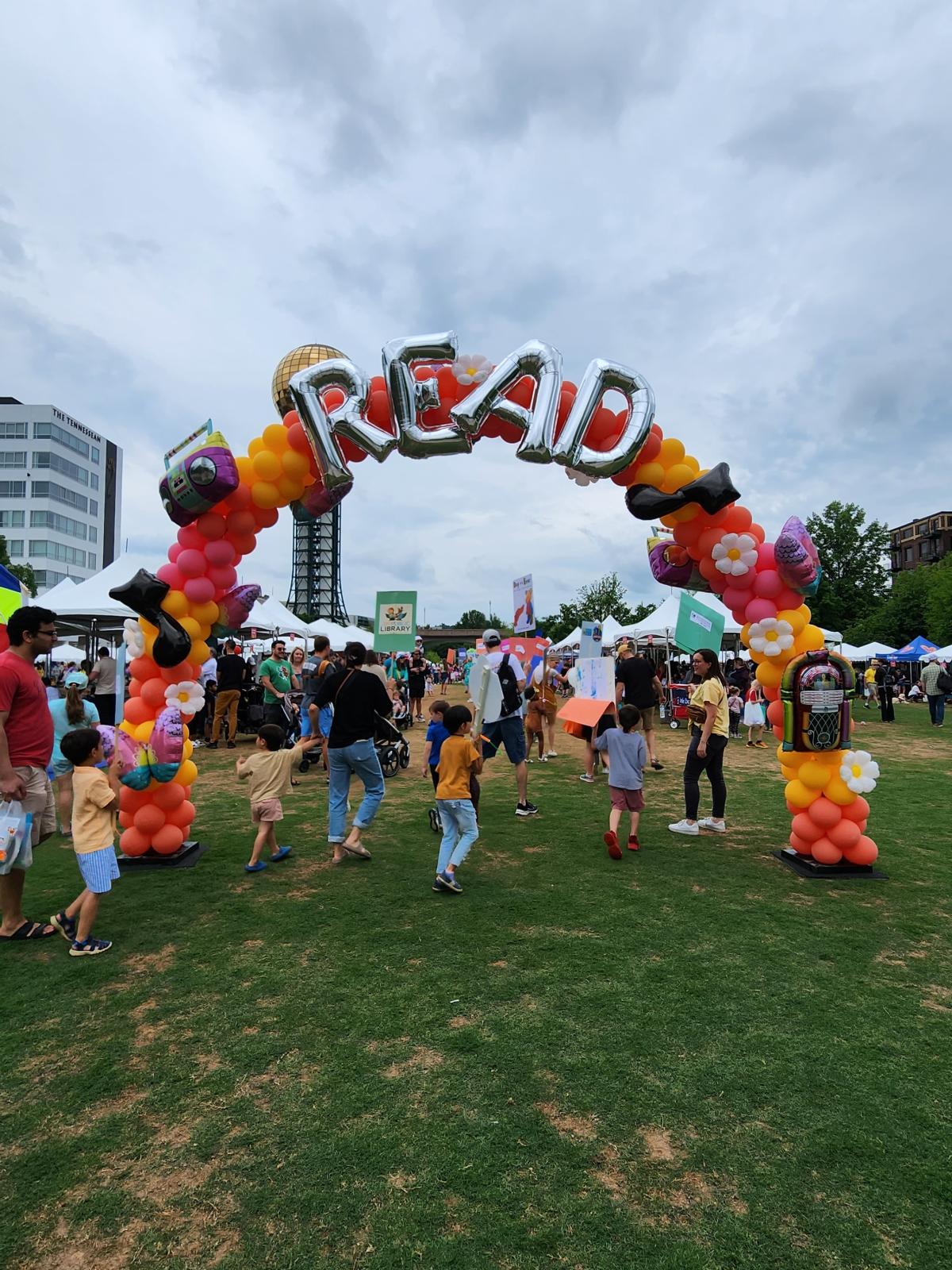 CFOR "Read" arch during parade